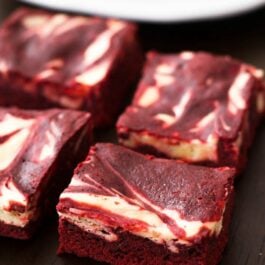 red velvet cheesecake swirl brownies