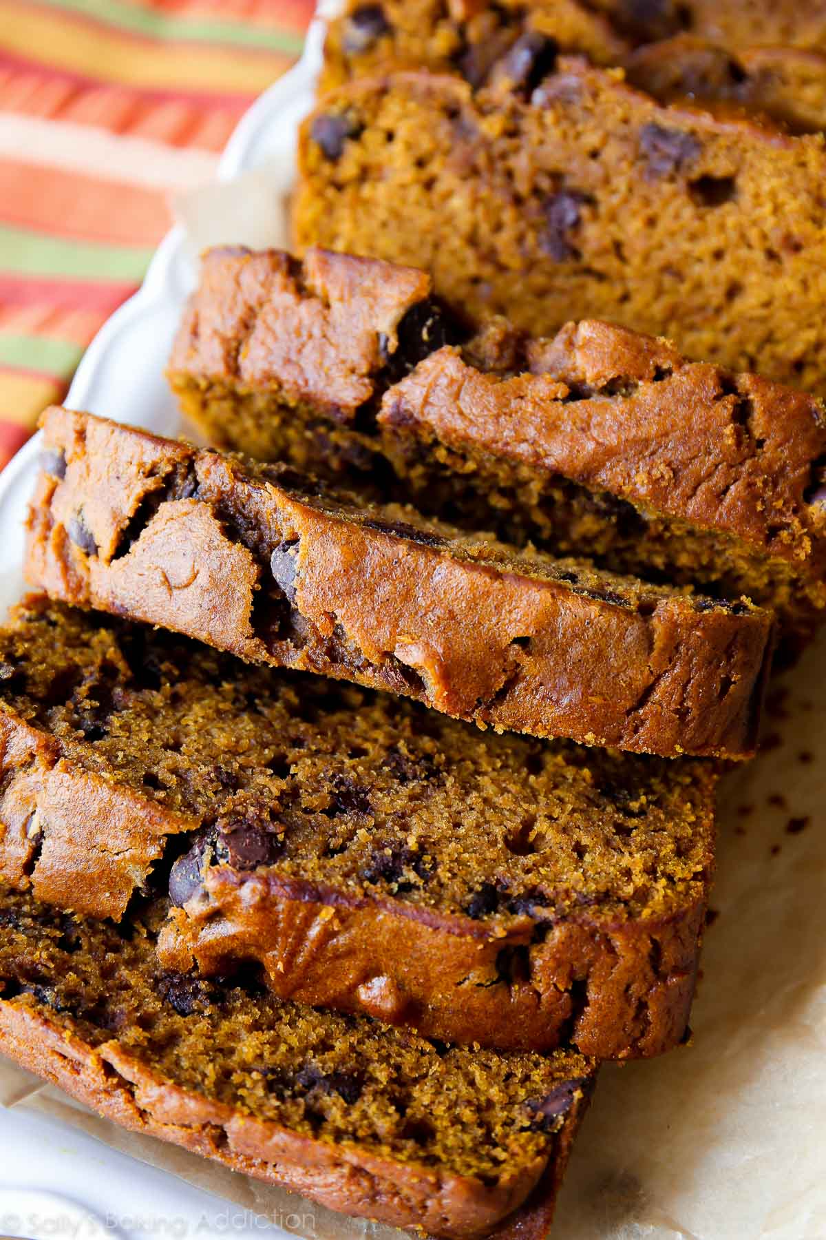 pumpkin bread with chocolate chips