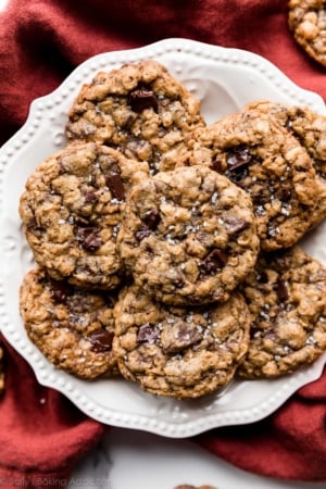 dark chocolate chunk oatmeal cookies