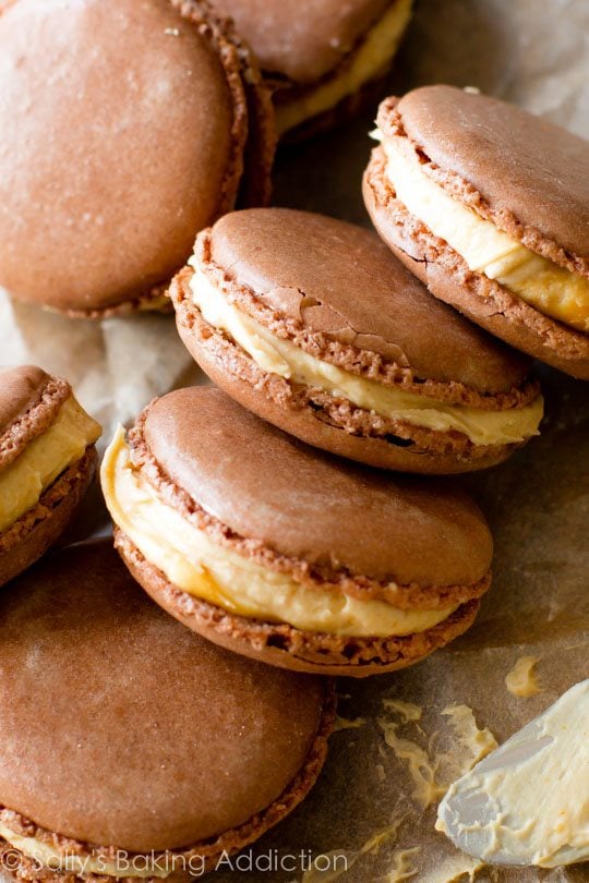 chocolate peanut butter macarons