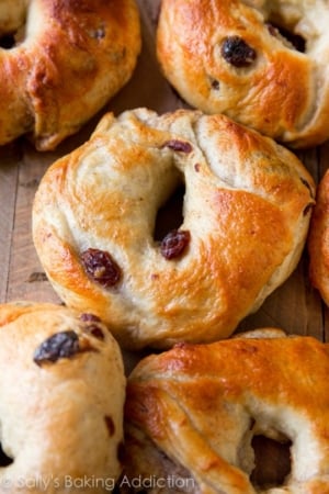 cinnamon raisin bagels