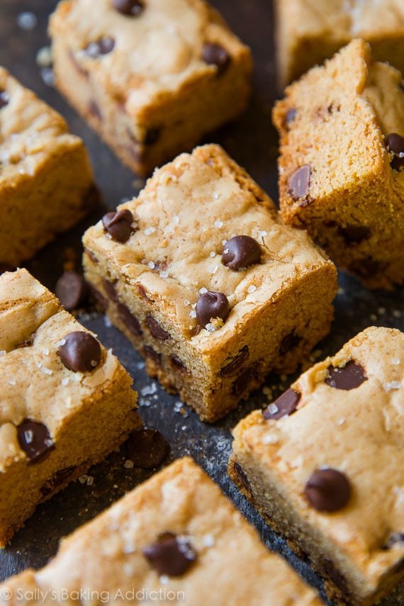 chocolate chip cookie bars