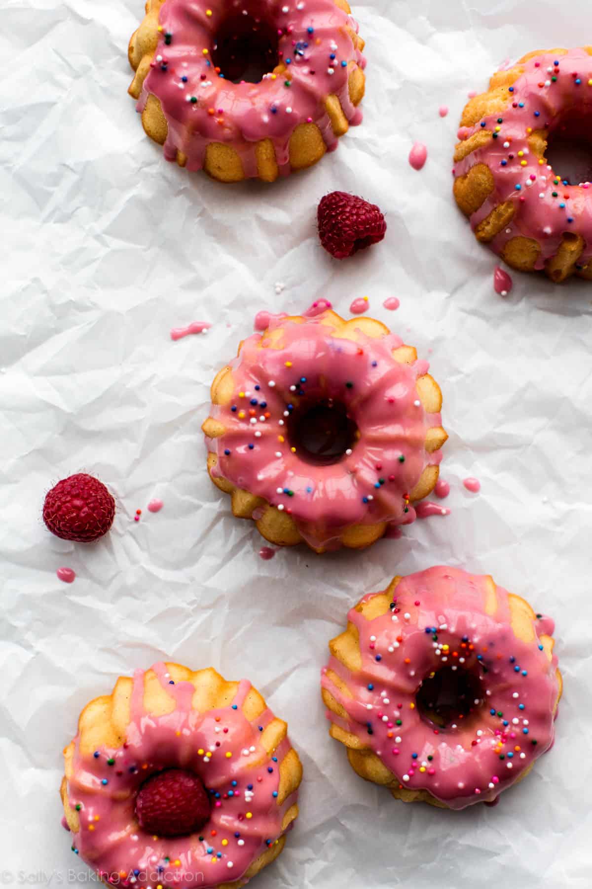 Mini pound cakes with pink icing