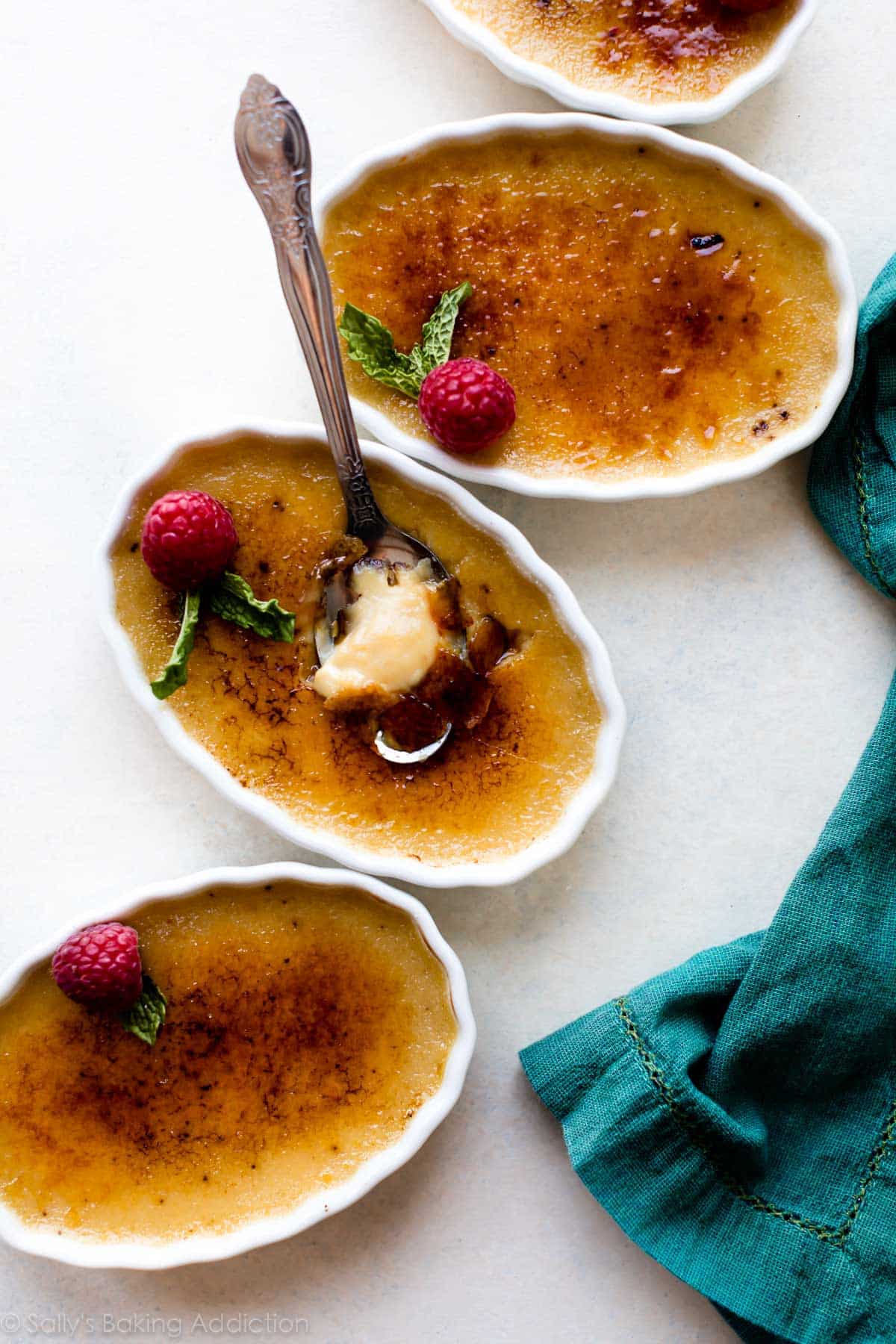 ramekins of creme brûlée