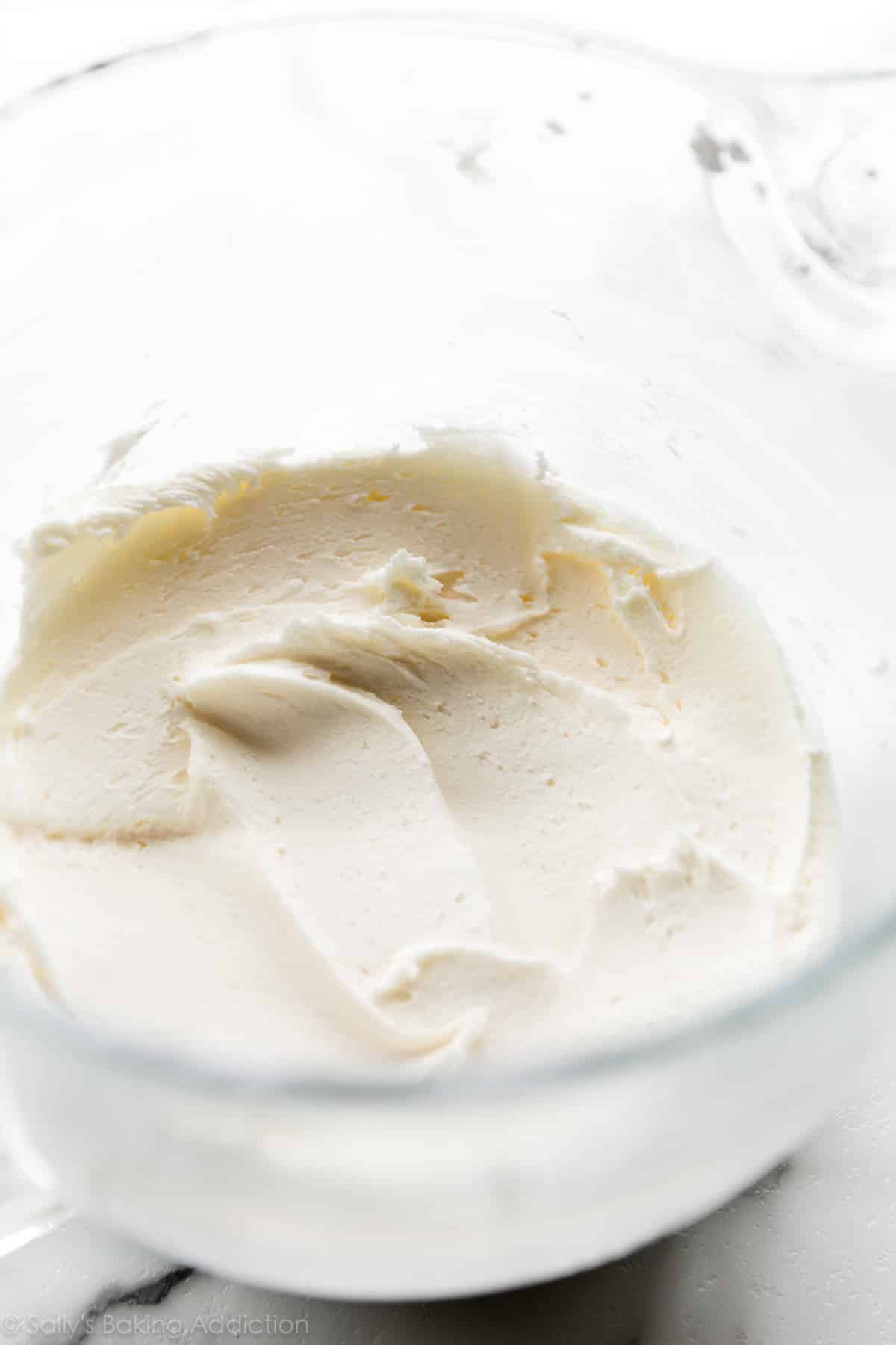 gingerbread house frosting in a glass bowl