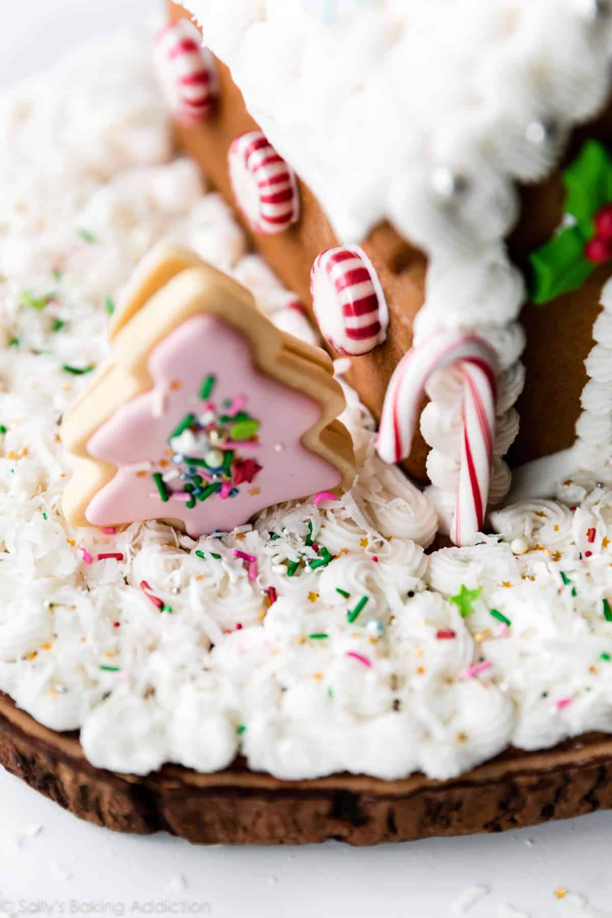 Gingerbread house decorations