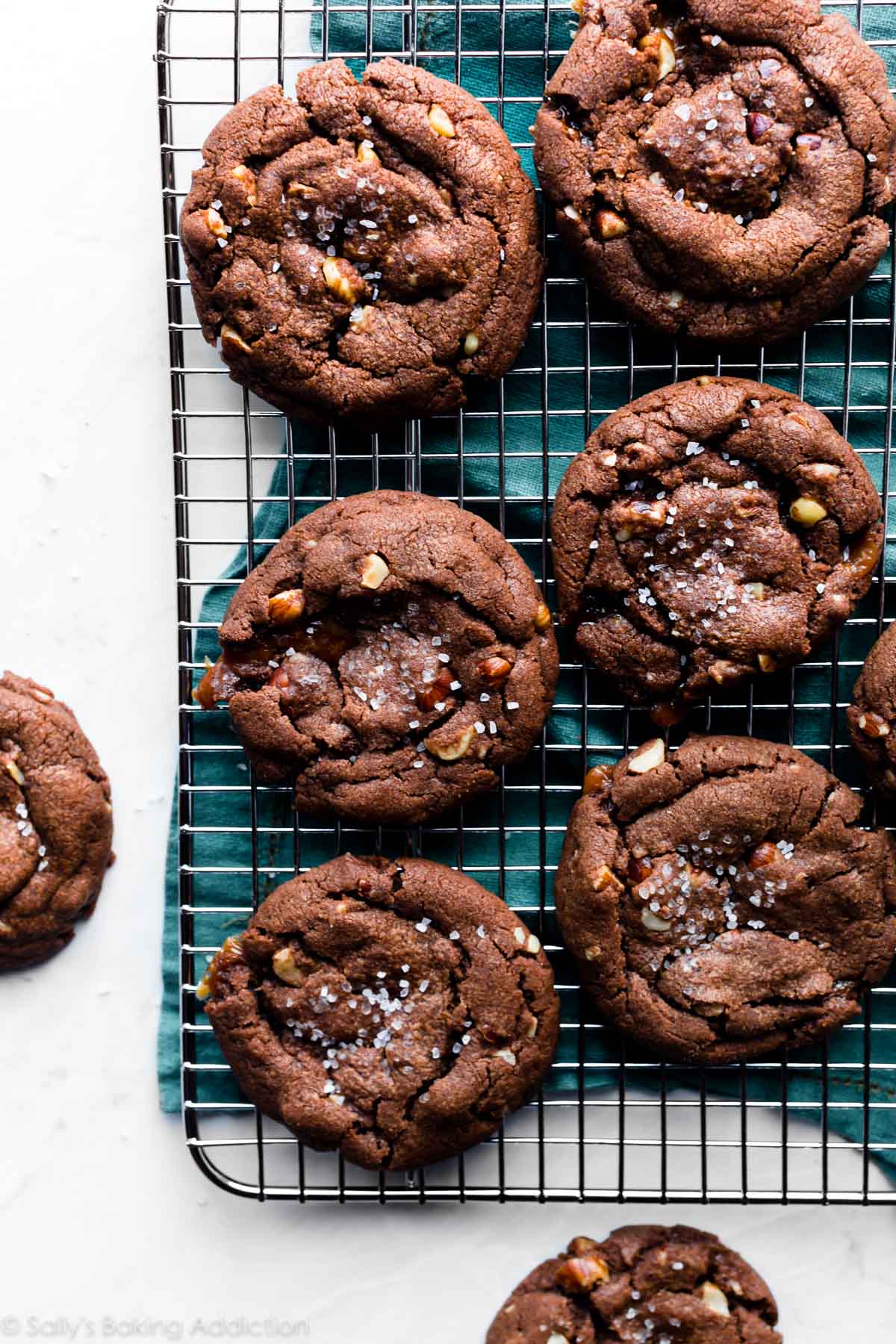 caramel stuffed Nutella cookies